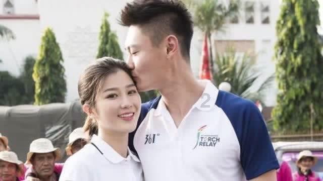 画线接蓝色球